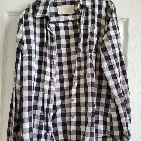 6 (US) Checkered Button Down Shirt - Picture 1 of 4